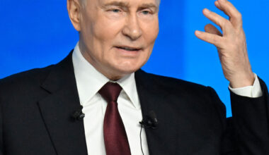 la galerie d'art où travaille la fille présumée du président russe vandalisée à Paris