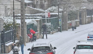 EN DIRECT - Neige-verglas : 26 départements placés en vigilance orange, embouteillages historiques en Île-de-France - RTL.fr