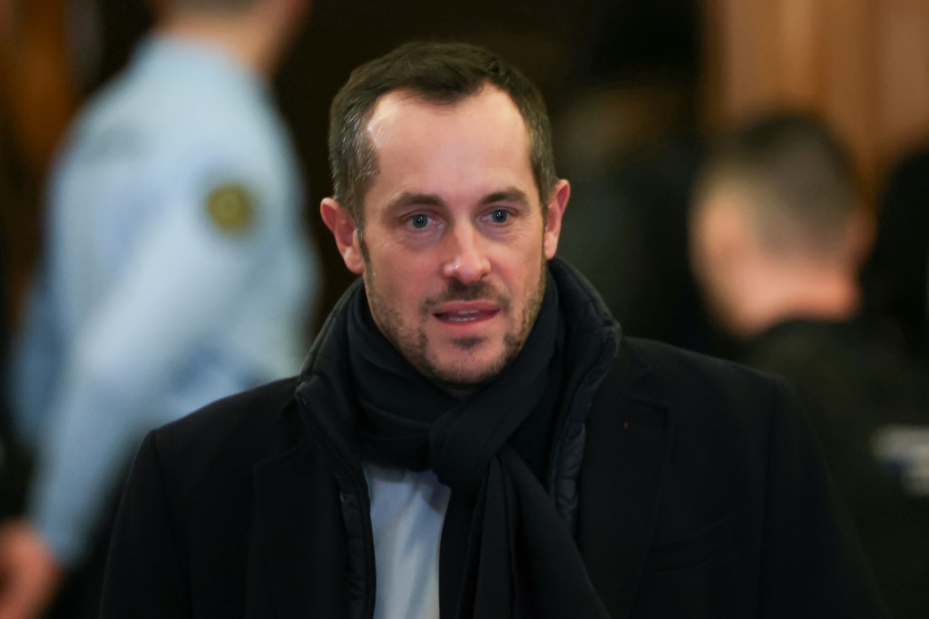 Nicolas Bay a reconnu avoir "eu tort de ne pas être plus prudent", Marine Le Pen attendue ce mardi