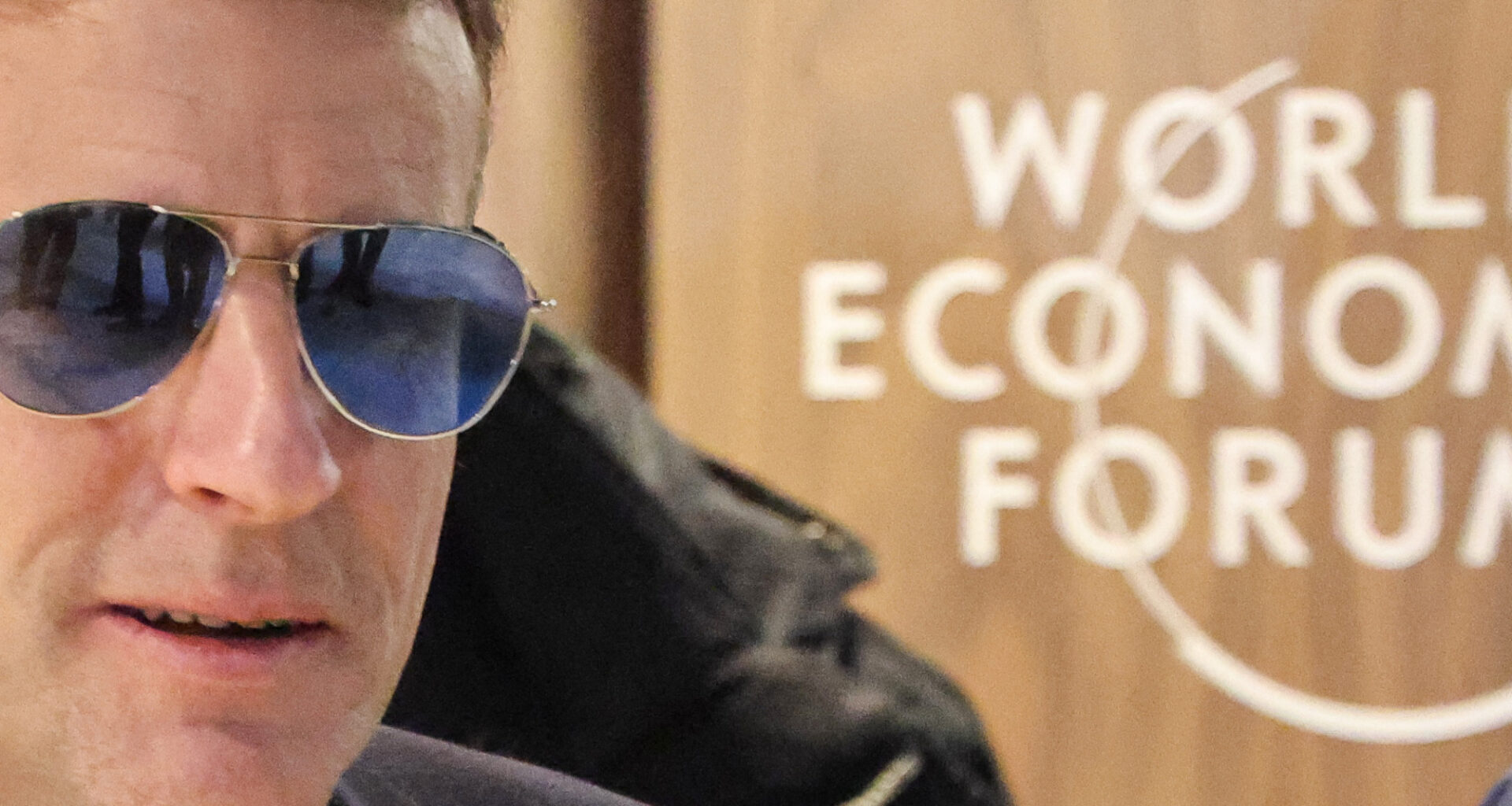 DOCUMENT RTL - "Des clients demandent le même modèle" : comment Macron a fait exploser le carnet de commandes du lunetier basé dans le Jura