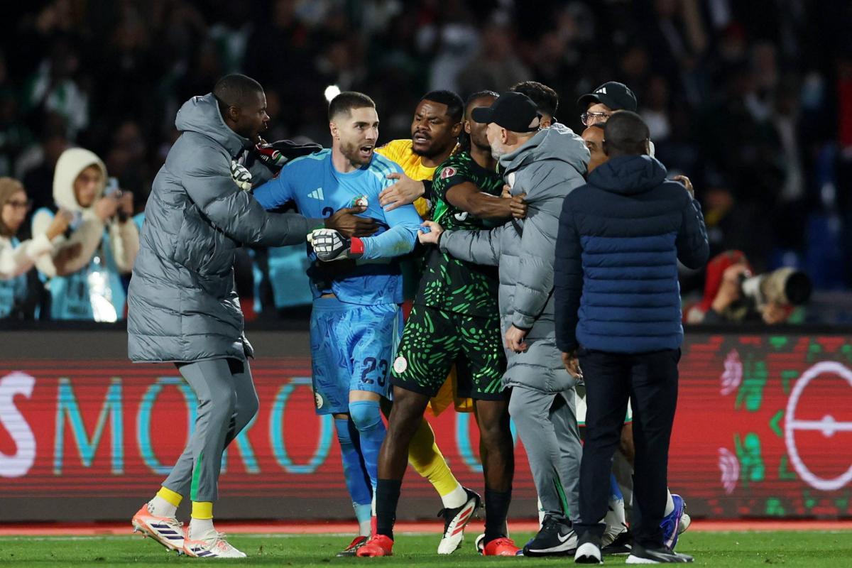 Début de bagarre avec Luca Zidane, échauffourées en tribunes... Après-match tendu pour Algérie-Nigeria