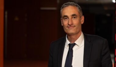 « Derrière les promesses de modernité, des arbitrages très concrets »