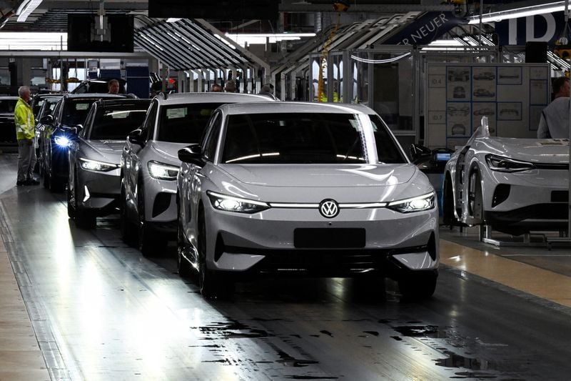 Une tempête hivernale interrompt la production de Volkswagen en Allemagne
