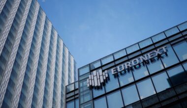 L'Europe ouvre en petite baisse, une semaine chargée touche à sa fin