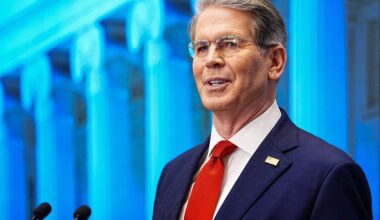 Les États-Unis ont besoin du Groenland en raison de la "faiblesse" européenne, affirme Bessent