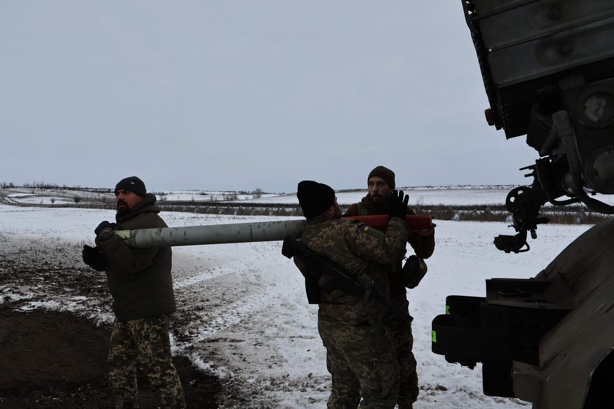 l’armée russe réalise une avancée record en 2025, de nouvelles négociations se profilent à Kiev