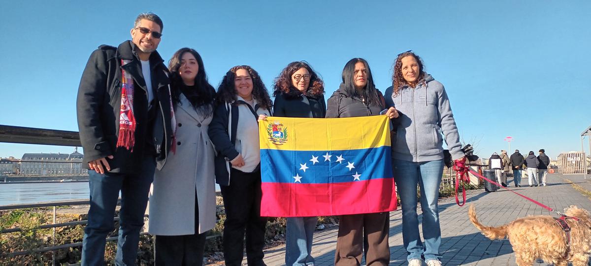 à Bordeaux, des Vénézuéliens entre « espoir » de voir le régime tomber et inquiétude pour la suite
