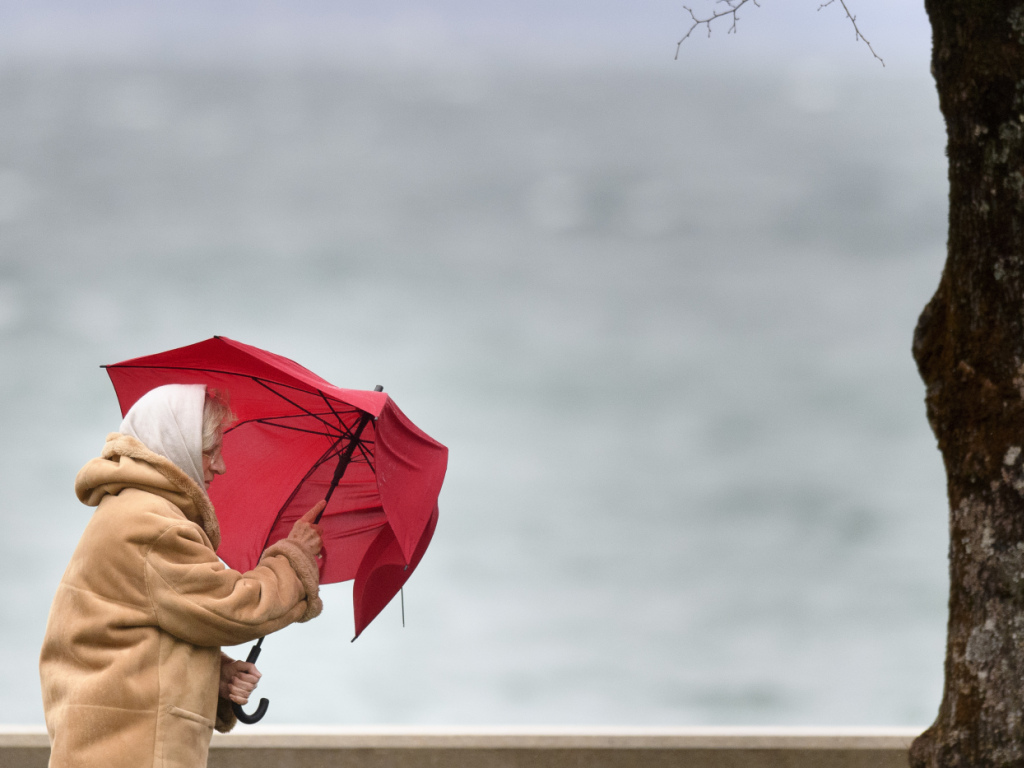 Le Royaume-Uni et la France se préparent au passage d'une tempête