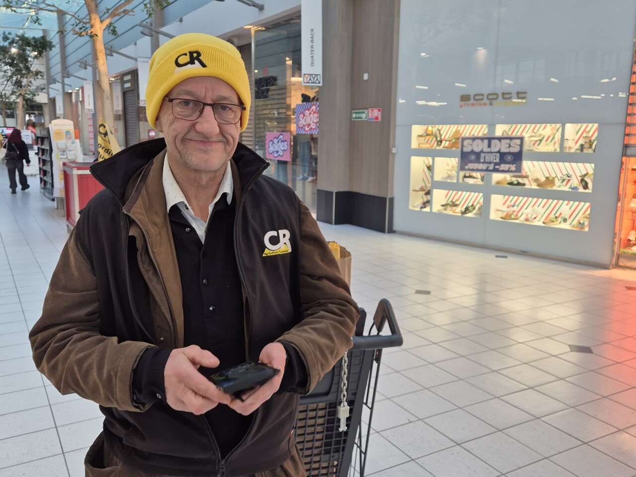 à Rennes, la Coordination rurale se mobilise dans ce centre commercial