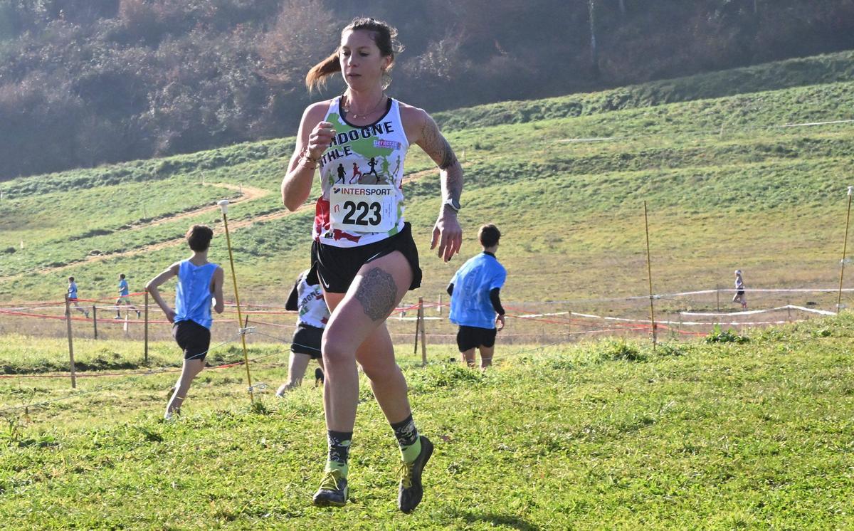Marion Rohaut est sacrée sur le cross long féminin.