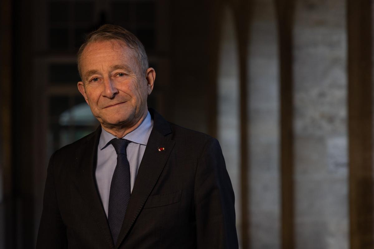 « Il faut se réarmer massivement », alerte le général Pierre de Villiers