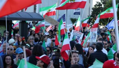 Iran: la répression s'accentue, Trump menace les partenaires de Téhéran de sanctions : Actualités