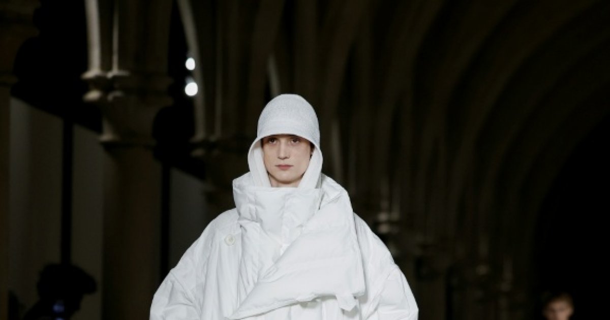 Mode masculine: à Paris, Issey Miyake se joue des formes : Actualités