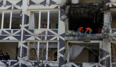 Ukraine: des frappes russes touchent une clinique à Kiev et font deux morts : Actualités