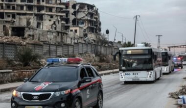 Washington appelle Damas et les Kurdes au dialogue après des combats meurtriers en Syrie : Actualités