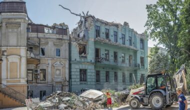 nouveau chef de cabinet ; Kiev dit ne viser que des cibles militaires