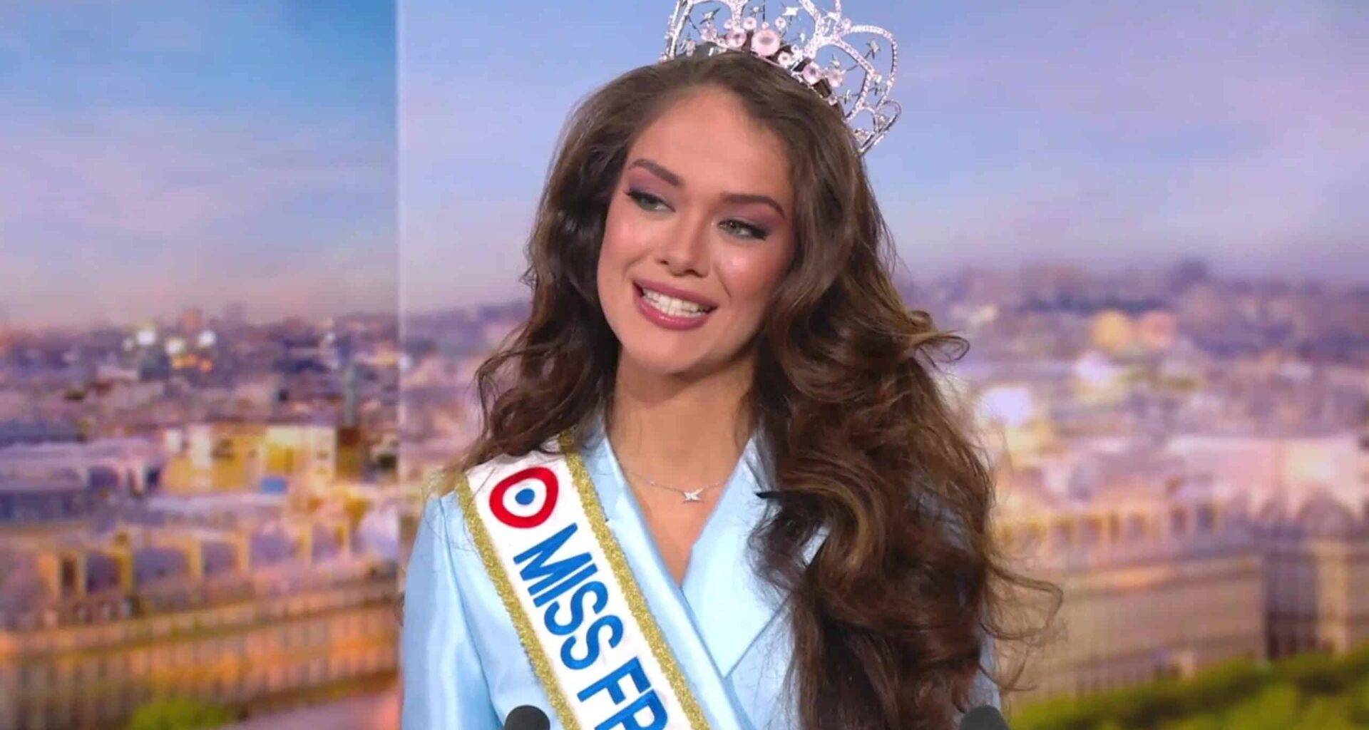 "Pas forcément évident" : Hinaupoko Deveze, cette raison pour laquelle elle est pressée d’en finir avec Miss France