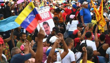 les États-Unis « dicteront » la politique ; 100 morts dans l’attaque, selon Caracas