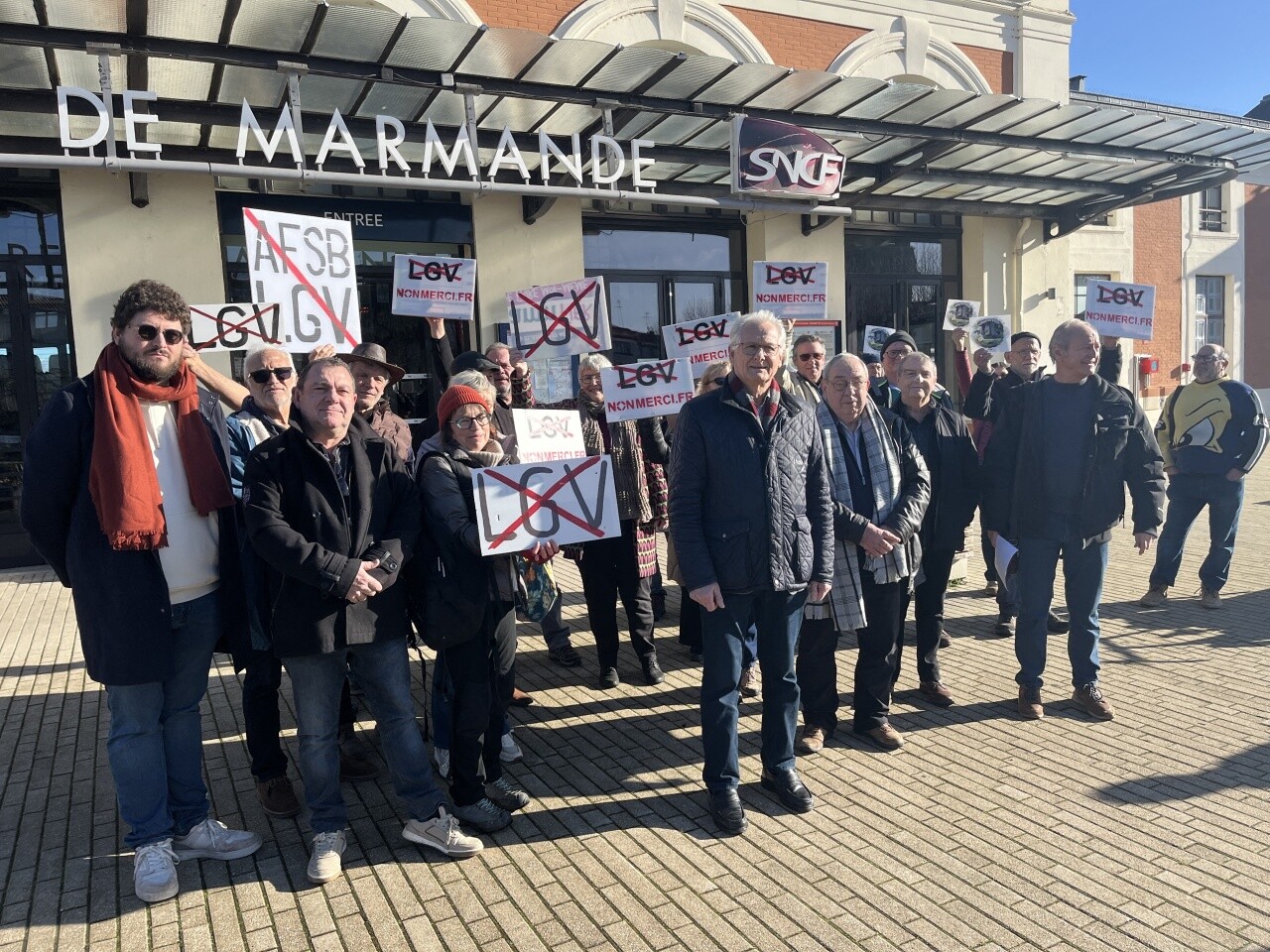 ils militent pour l'arrêt de la LGV Bordeaux-Toulouse