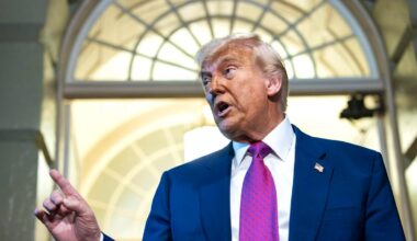 Trump impose de nouveaux droits de douane à certains pays européens jusqu'à "la vente totale du Groenland"