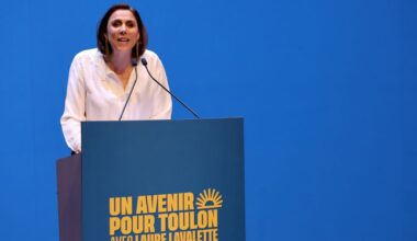 La candidate RN, Laure Lavalette a lancé sa campagne, mercredi 14 janvier à Toulon. Photo © Alain Robert/SIPA