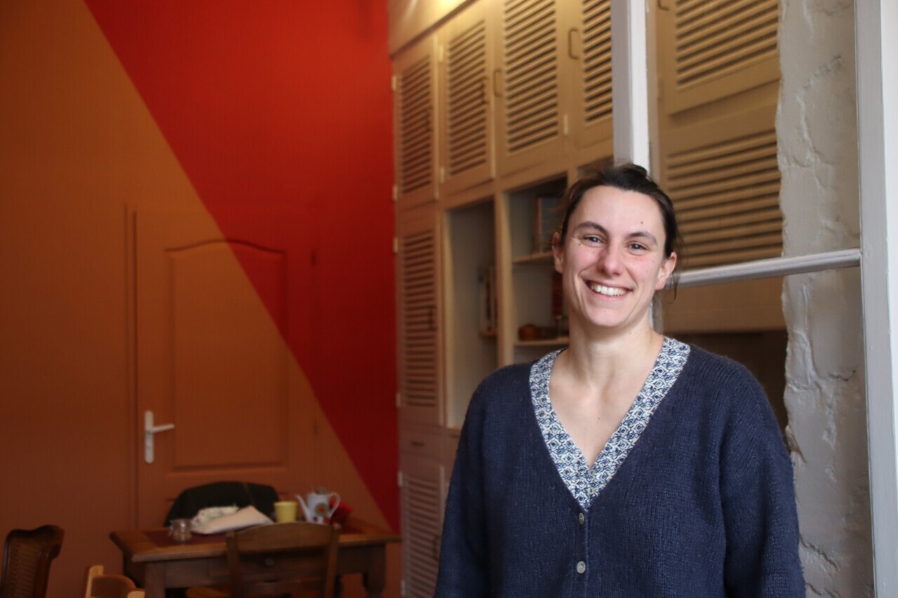 en Gironde, Léa ouvre un café pas comme les autres