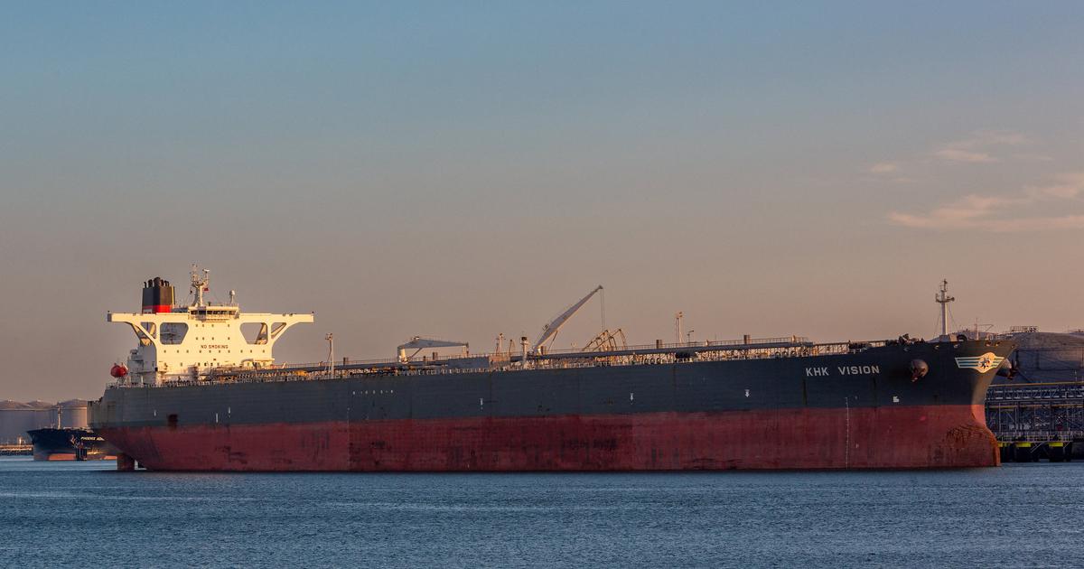 au moins 16 pétroliers sanctionnés, dont plusieurs sans documents ni pavillon, ont pris la mer depuis samedi