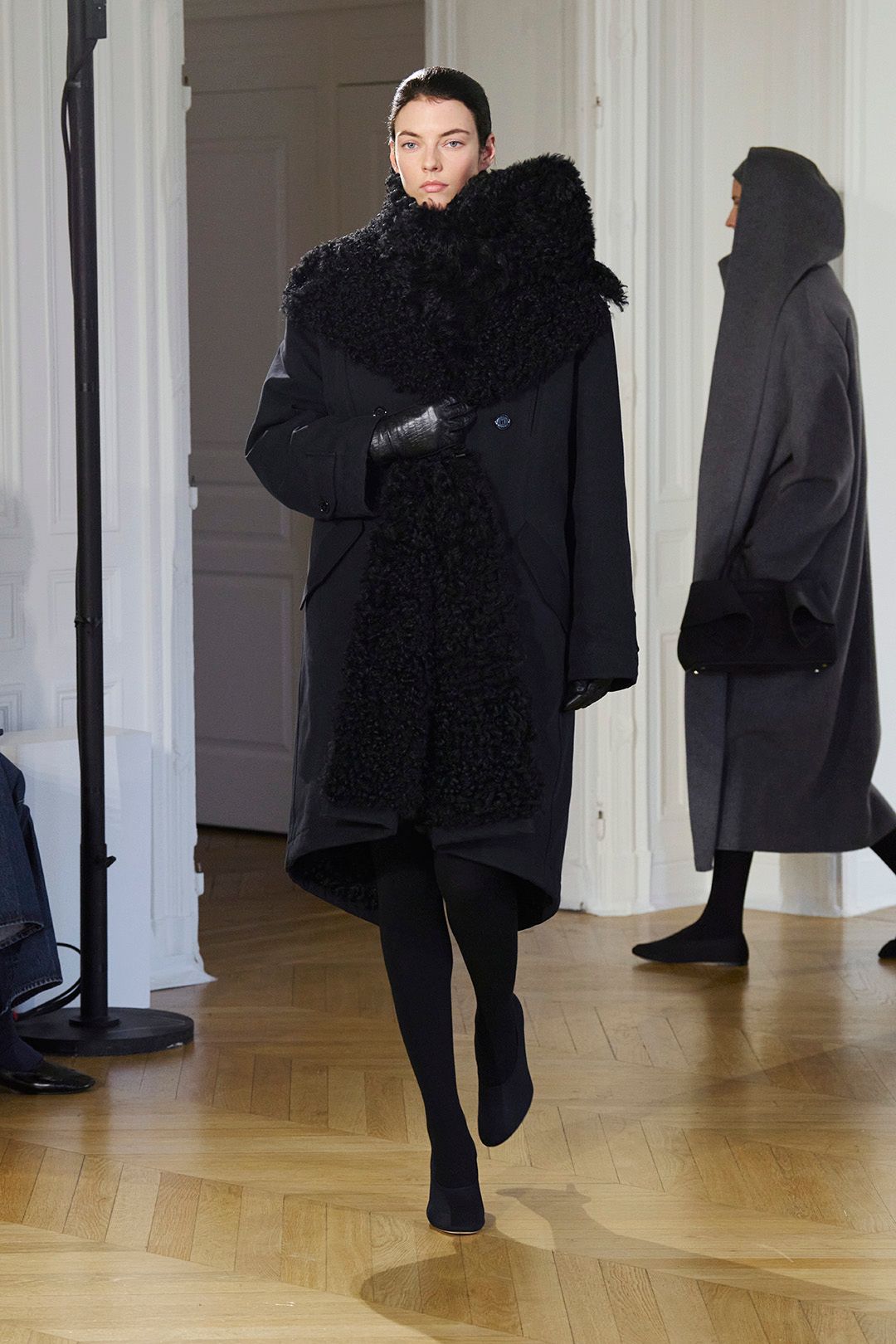 Toteme clèbre le pragmatisme scandinave avec son dfil à Paris