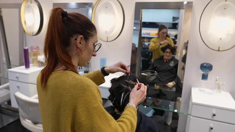 Coiffeurs, restaurants, boutiques, tous ont ressenti une baisse de la fréquentation en cette fin décembre. 