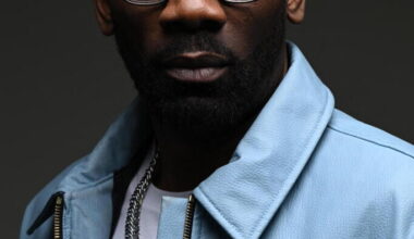 le rappeur Passi présente son nouveau single « Marionnettes »