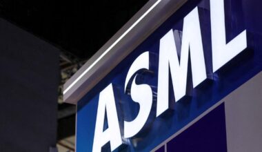 Le géant néerlandais de la technologie ASML annonce la suppression d'environ 1700 emplois