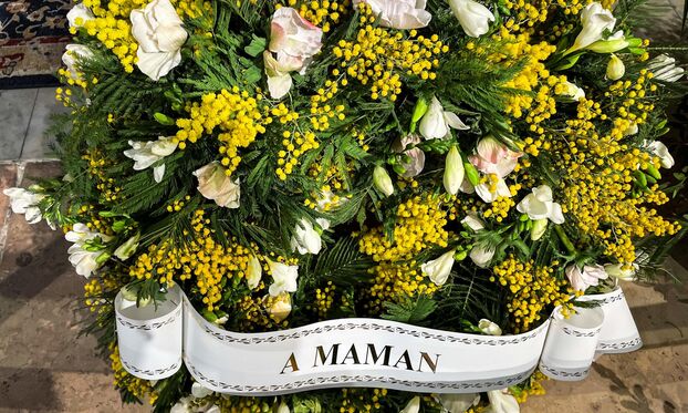 La gerbe de Nicolas-Charrier en hommage à sa mère (AFP)