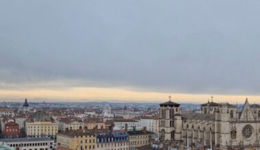 À Lyon, la Villa Florentine ferme pour travaux et vend des centaines de meubles et objets d'art