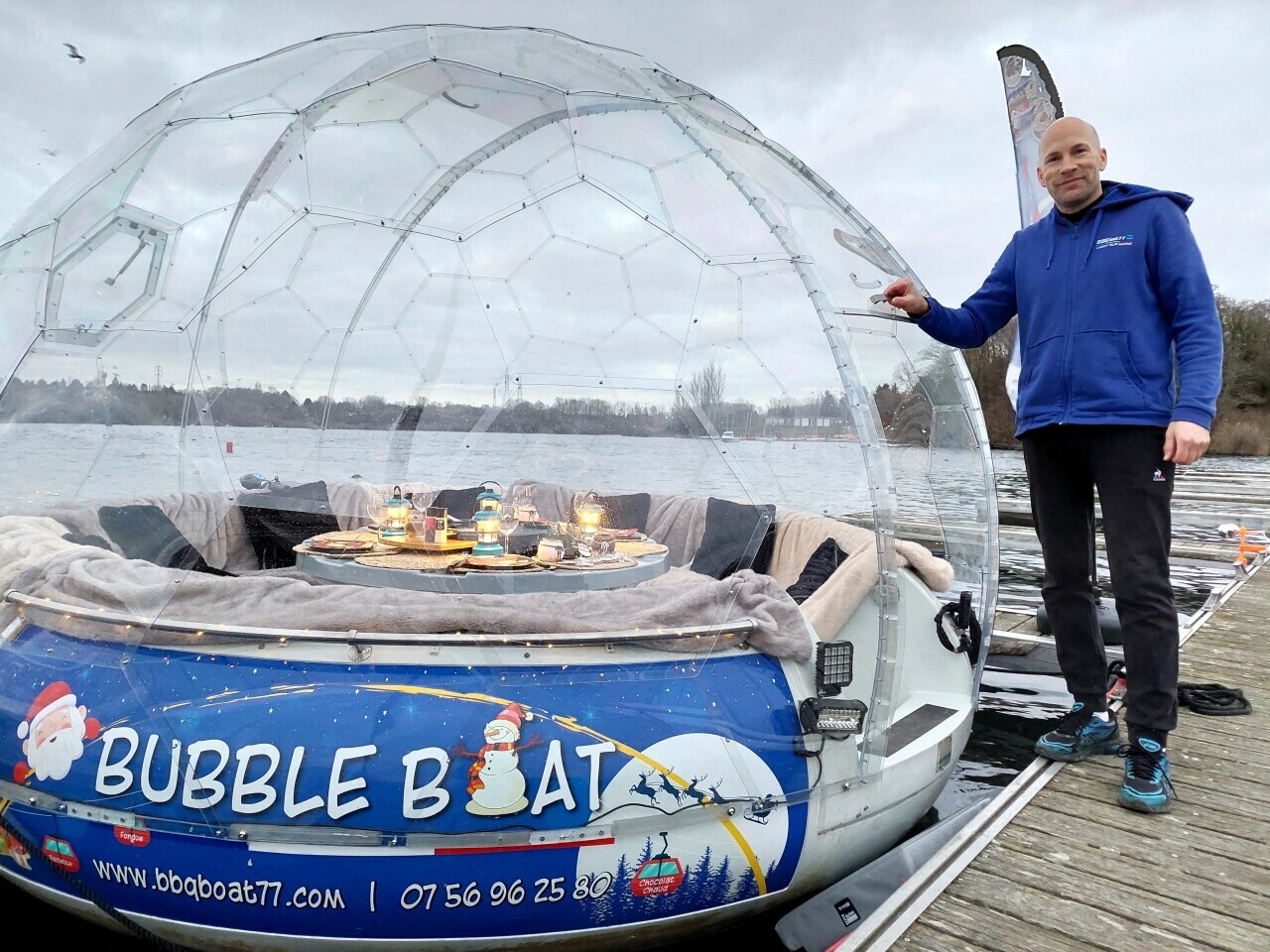 Une raclette sur l'eau ? C'est le concept original des Bubble Boat de l'île de loisirs de Jablines-Annet