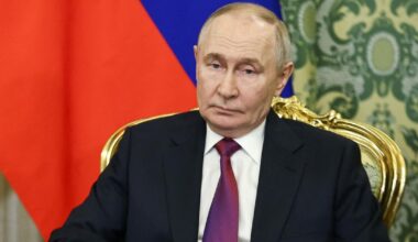 à Paris, le lieu où travaille sa présumée “fille cachée” vandalisé, des images dévoilées