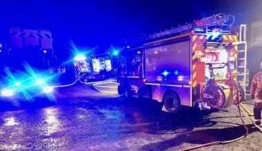 Cette entreprise emblématique du Cotentin prend feu, huit salariés évacués et de nombreux pompiers engagés
