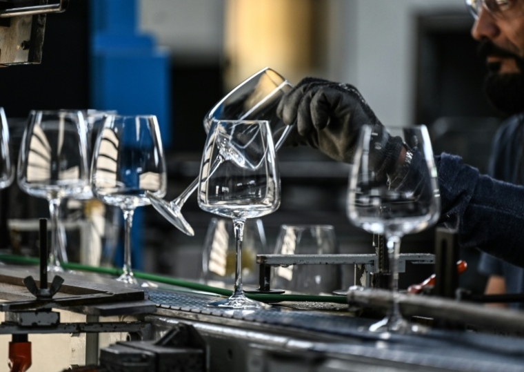 Arc France, grand fabricant historique de produits en verre pour les arts de la table, annonce avoir demandé son placement en redressement judiciaire  ( AFP / Denis Charlet )