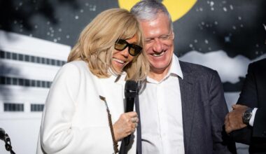 combien ça coûte de déjeuner au Hollywood Gardens Restaurant comme eux ?