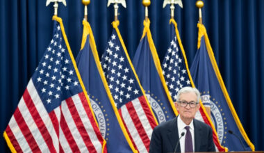 La Fed gèle ses taux et assure pouvoir travailler indépendamment des pressions politiques - 28/01/2026 à 22:13