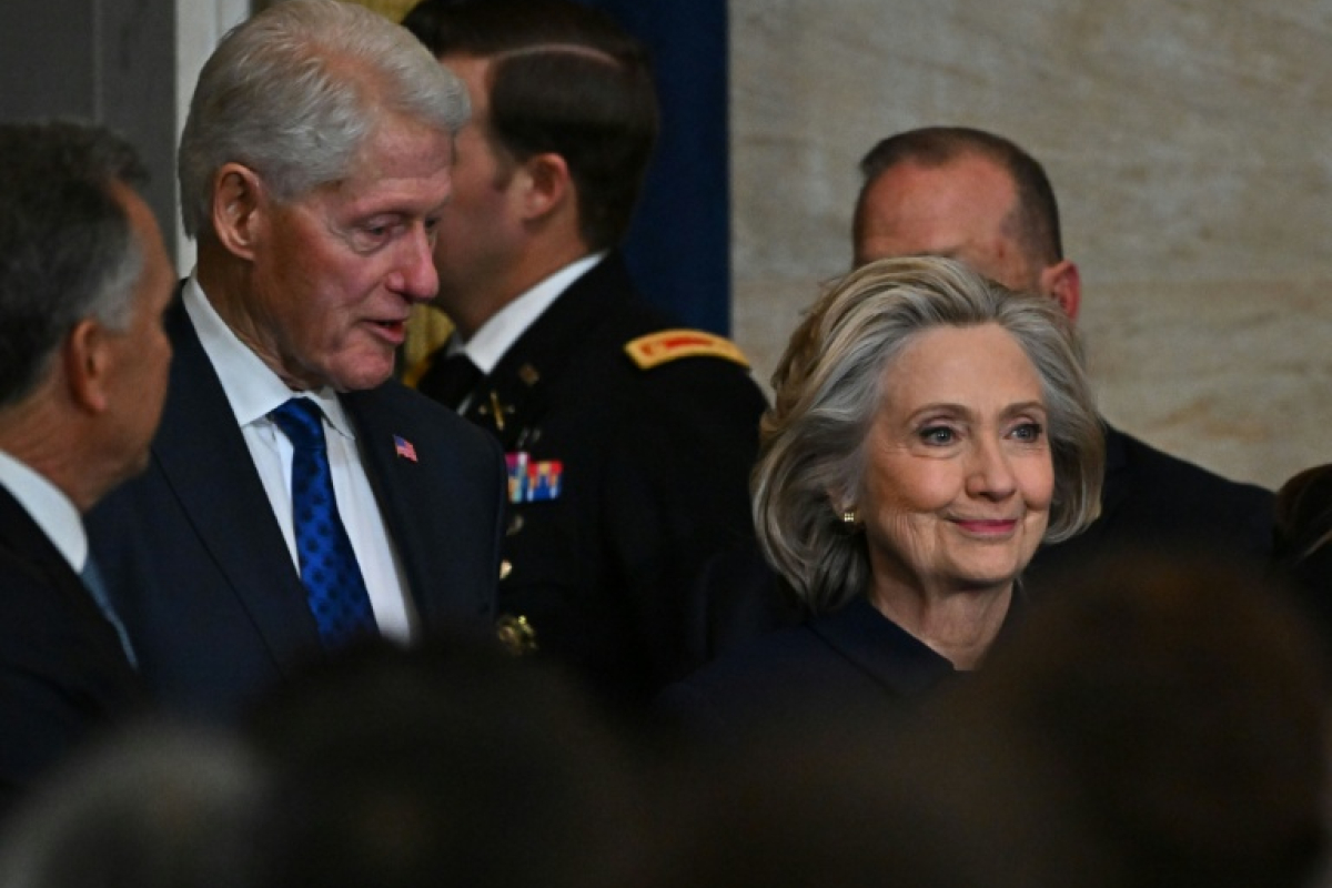 Bill et Hillary Clinton refusent de comparaître au Congrès sur l'affaire Epstein - 13/01/2026 à 18:28