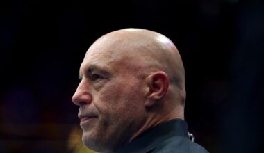 le podcasteur Joe Rogan dénonce l’ICE et s’éloigne un peu plus de Trump