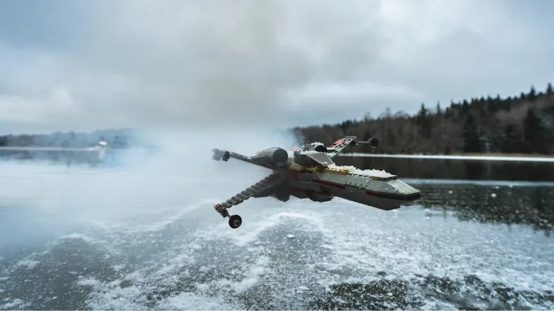 Pour la fumée, le photographe s'est servi d'une bombe d'air comprimé.