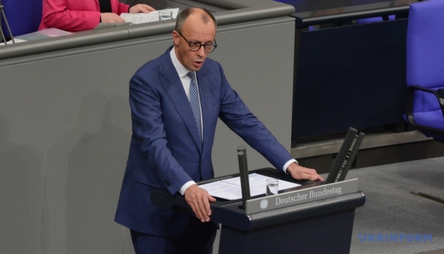 L’Allemagne condamne les propos de Medvedev sur l’« enlèvement du chancelier Merz »