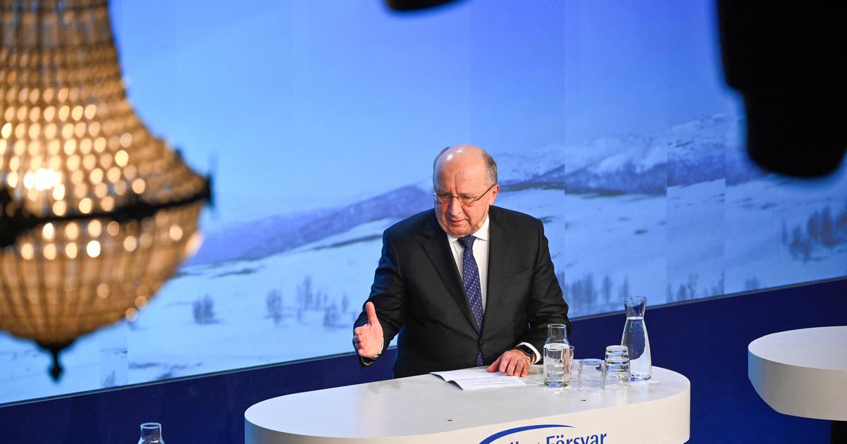 L'Union européenne devrait envisager de constituer une armée commune, estime son responsable de la défense