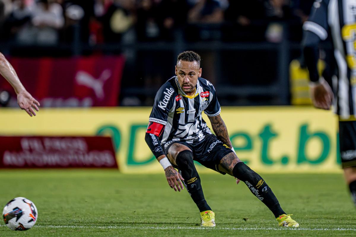 Neymar prolonge avec le Santos FC jusqu'à fin 2026