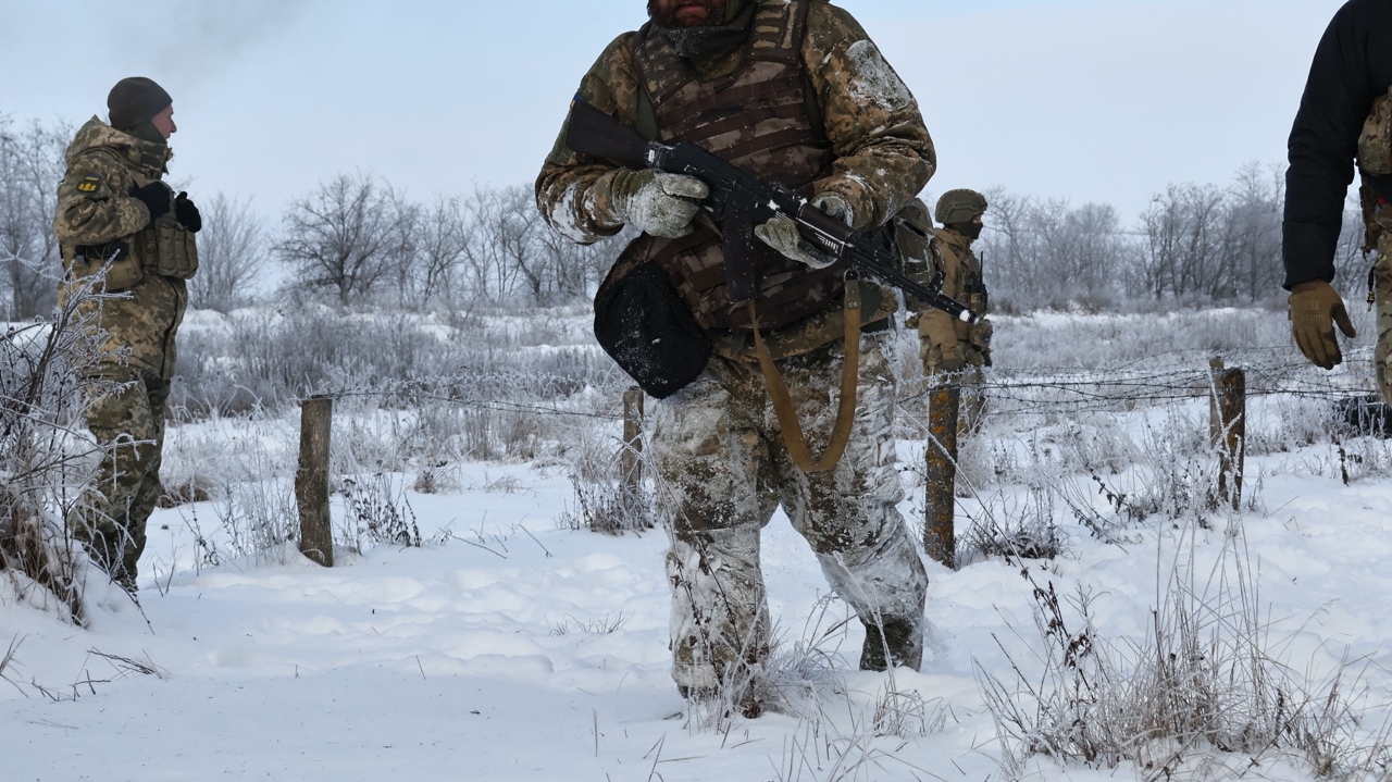 Kiev reconnaît avoir simulé la mort d’un chef militaire russe combattant pour l’Ukraine