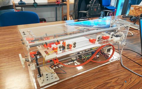 L’imprimante braille BrailleRap, à Rennes, a été reproduite à 70 exemplaires un peu partout dans le monde.