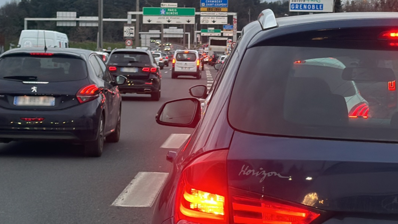 Blocage du périphérique nord de Lyon lors d’un mariage : six condamnations