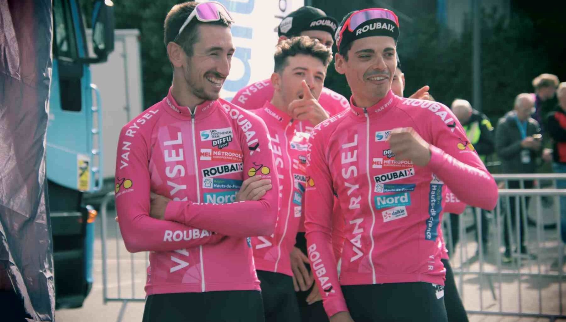 Van Rysel-Roubaix : Le maillot 2026 - DirectVelo