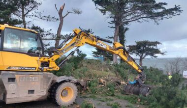 DIRECT - Tempête Goretti en Bretagne : 17 500 foyers privés d'électricité, plusieurs dégâts matériels
